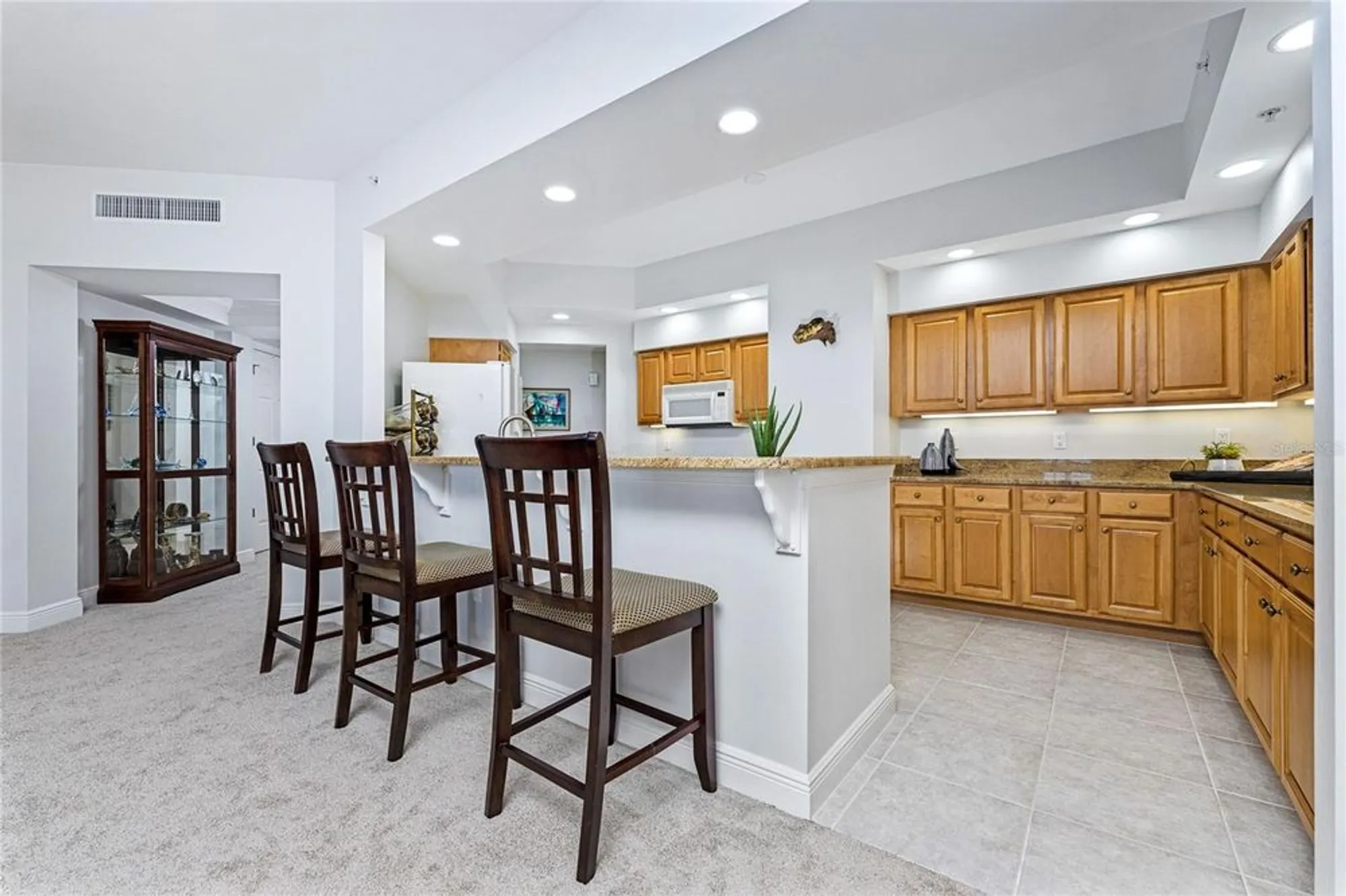 Property Slideshow image 15 of 61 | 3329 sunset key cir unit 301, Punta Gorda, FL, 33955
