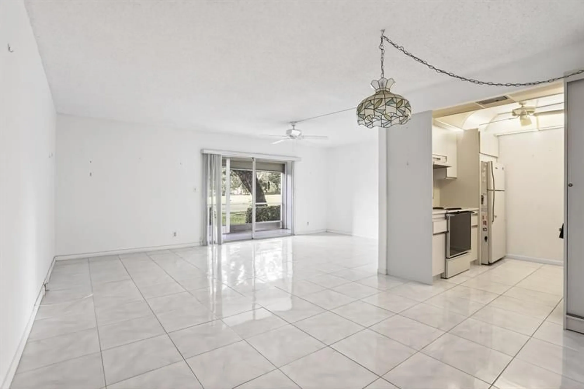 Property Slideshow image 15 of 32 | 3401 bimini ln h1, Coconut Creek, FL, 33066