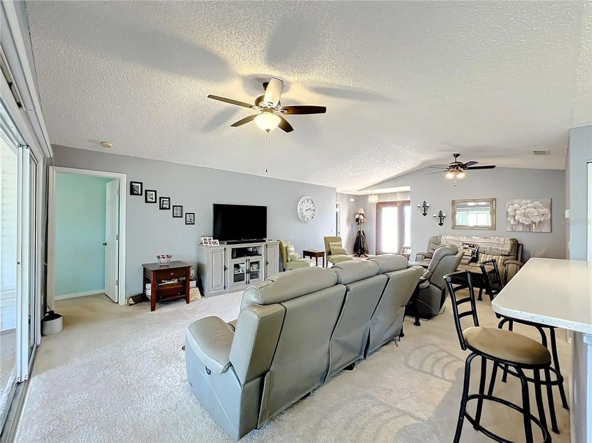 Property Slideshow image 14 of 68 | 32676 oak park dr, Leesburg, FL, 34748