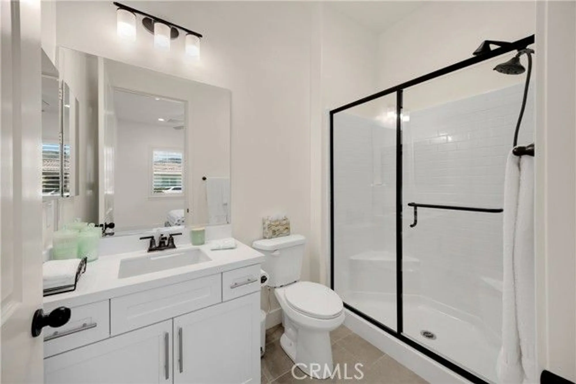 Property Slideshow image 14 of 68 | 11638 oakton way, Corona, CA, 92883