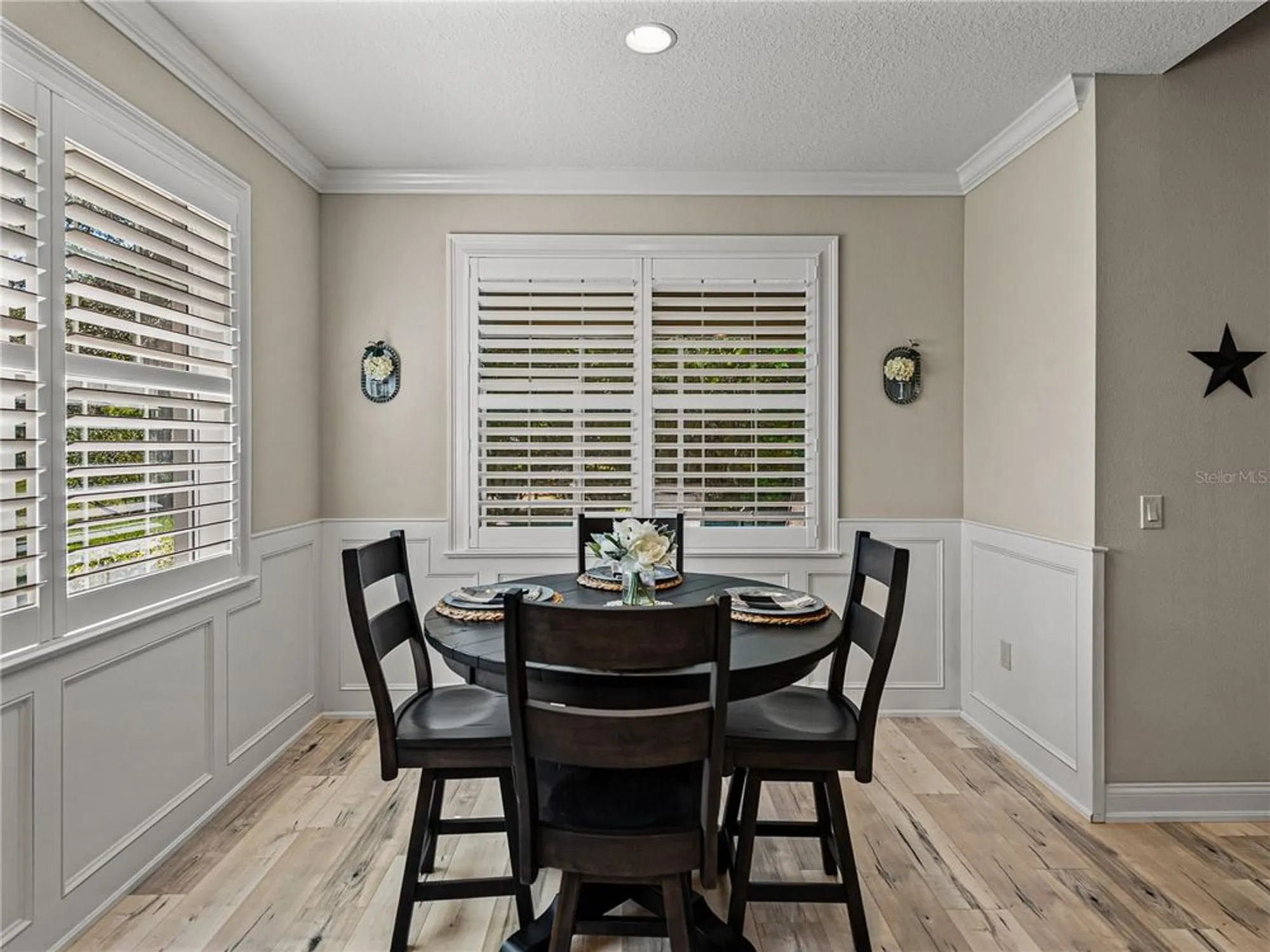Property Slideshow image 21 of 77 | 8152 lake james dr, Lakeland, FL, 33810