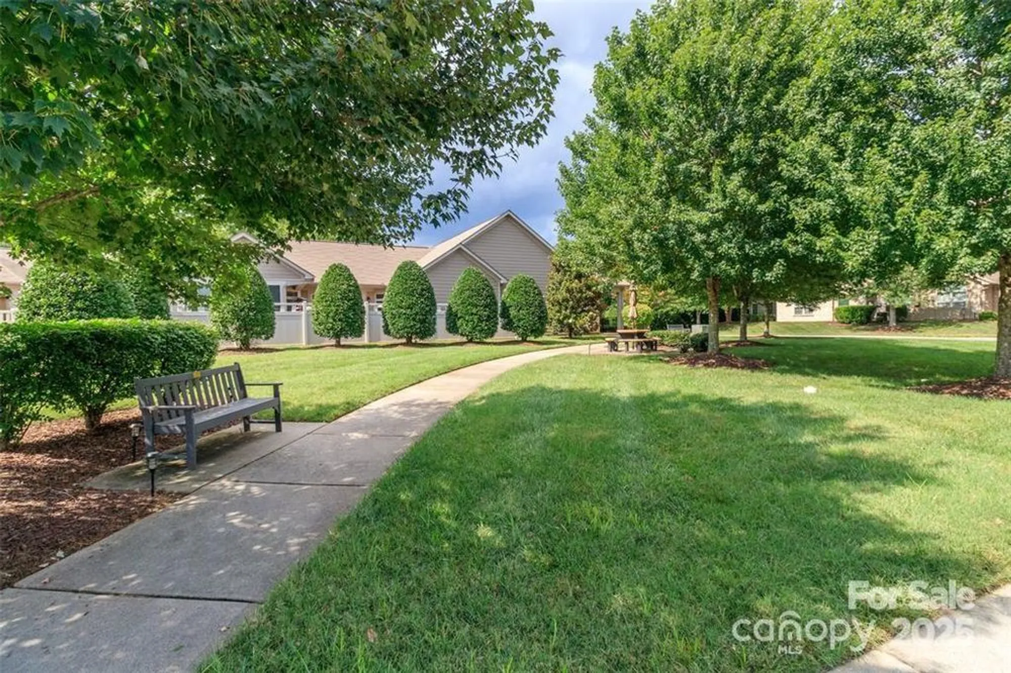 Property Slideshow image 29 of 39 | 3546 south bank ct, Matthews, NC, 28105