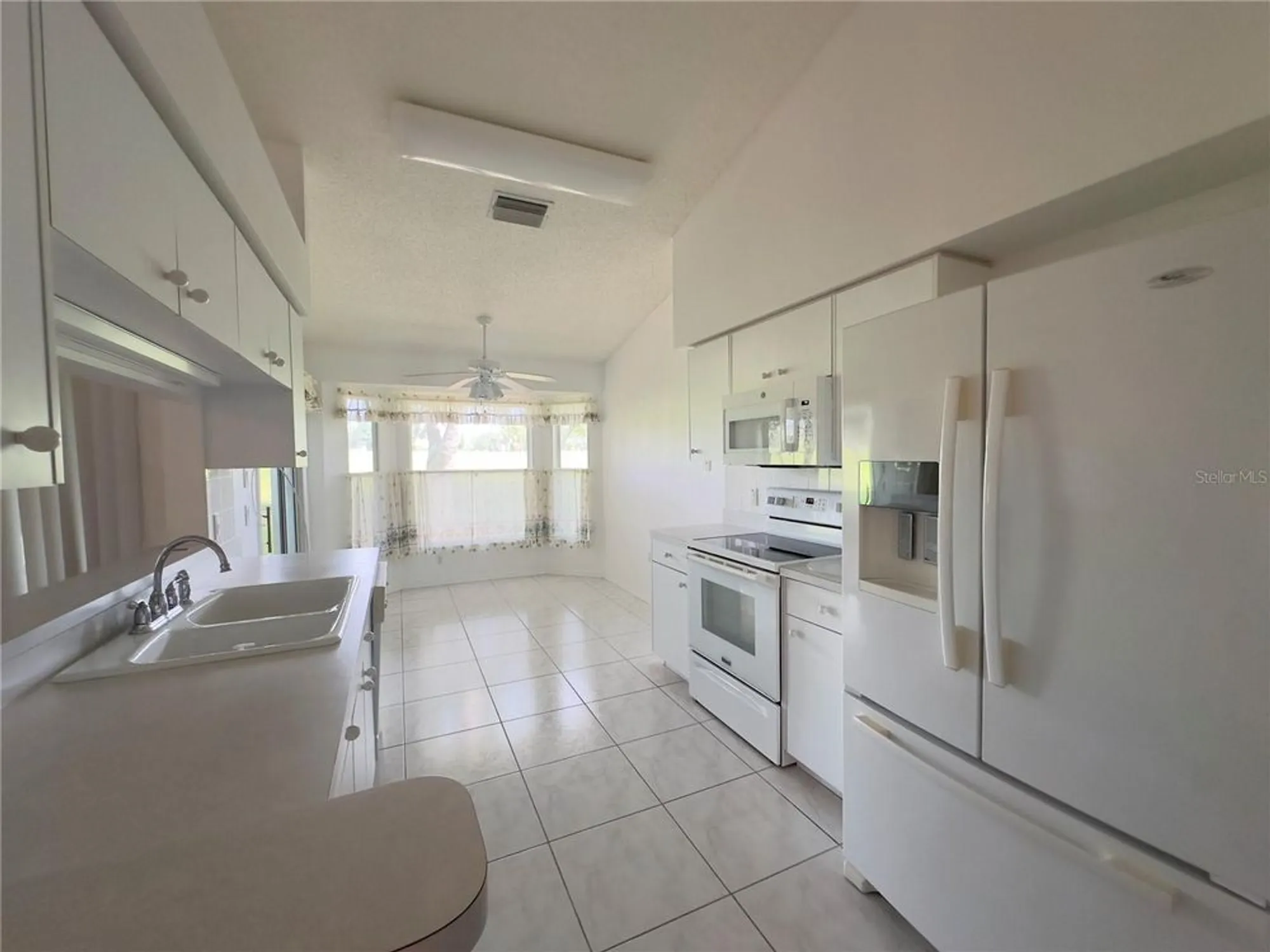Property Slideshow image 10 of 55 | 11125 sun tree rd, Hudson, FL, 34667