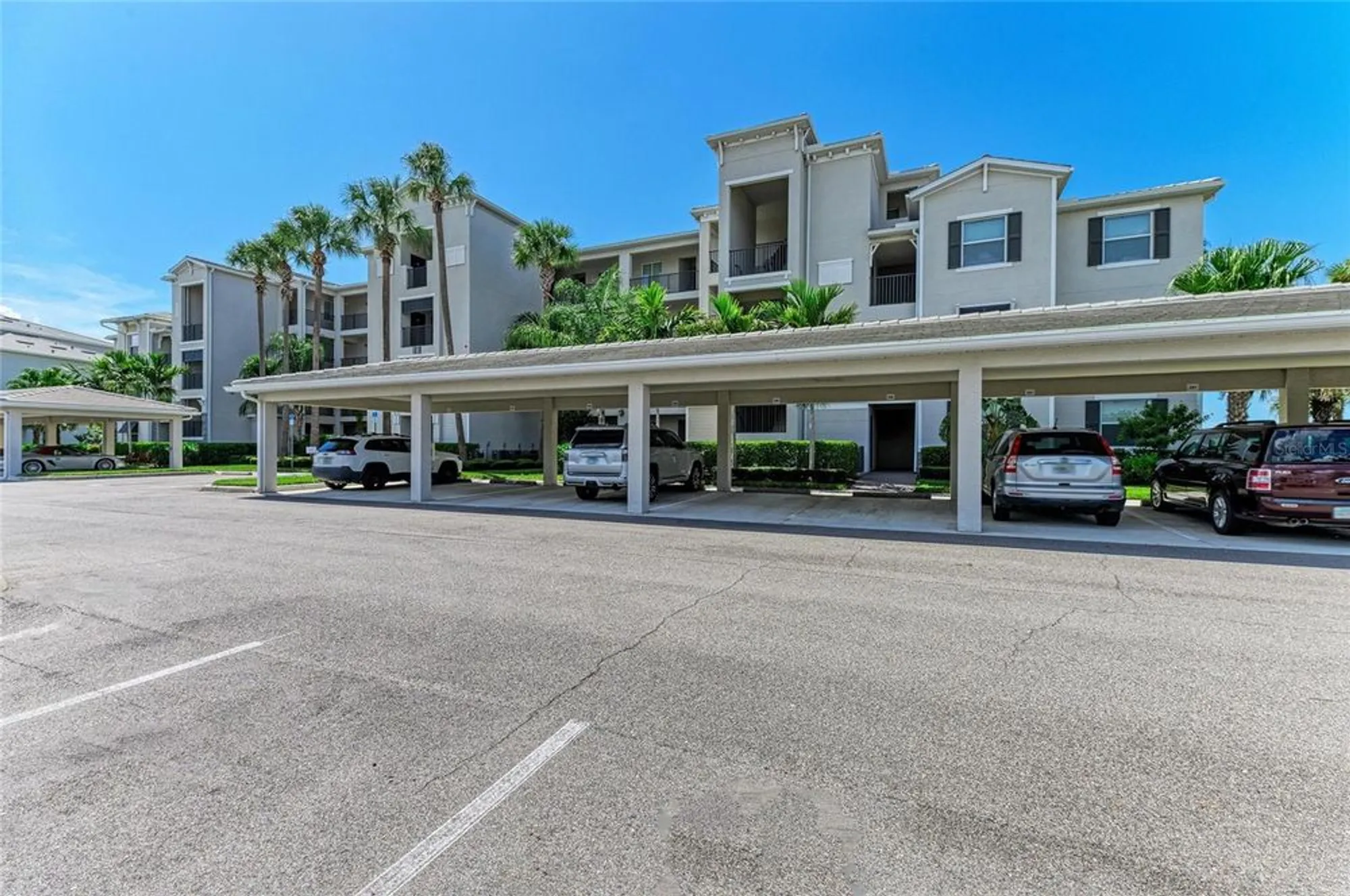 Property Slideshow image 2 of 57 | 1010 tidewater shores loop 304, Bradenton, FL, 34208