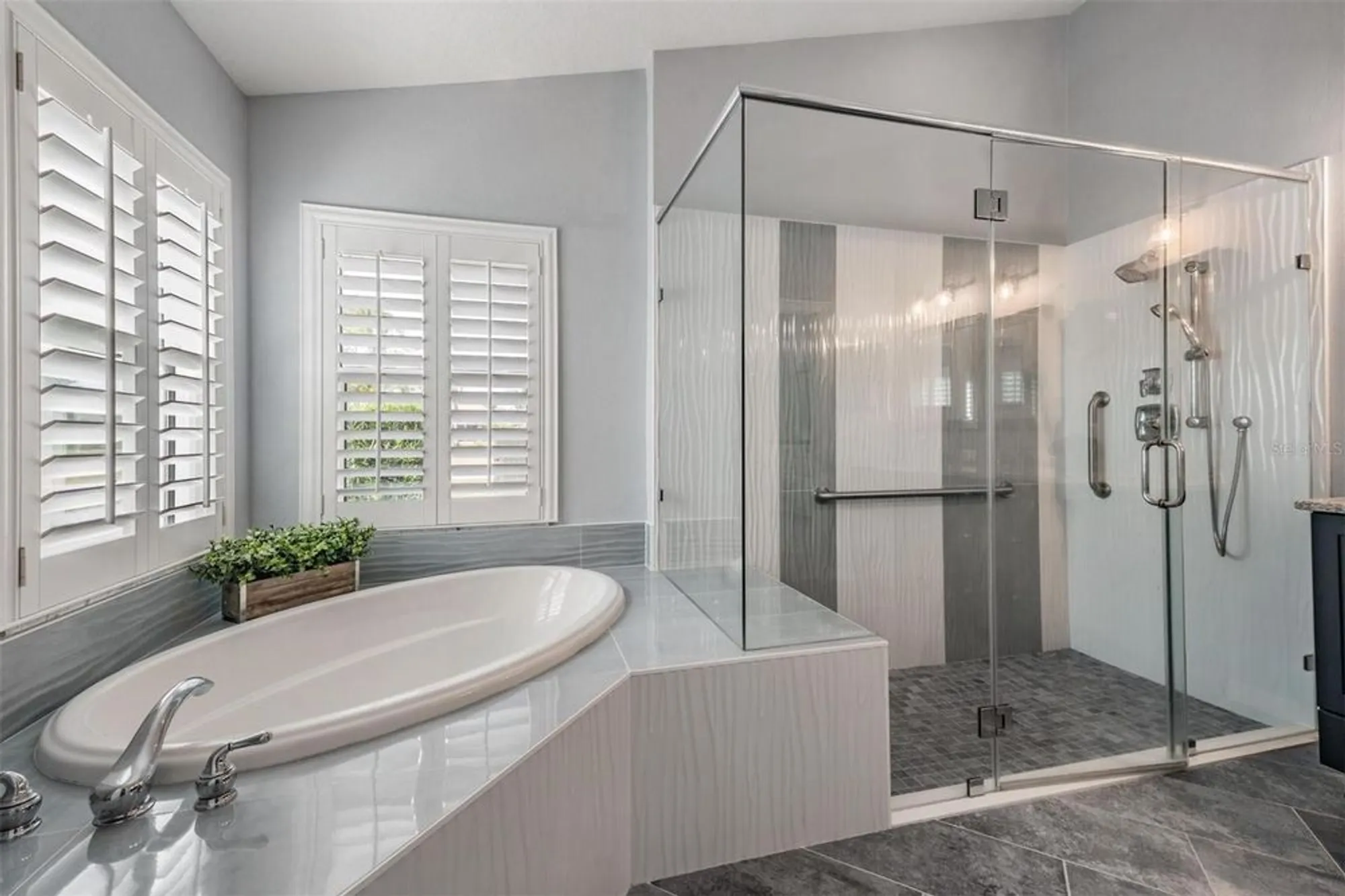 Property Slideshow image 18 of 55 | 1043 dustan pl, Trinity, FL, 34655