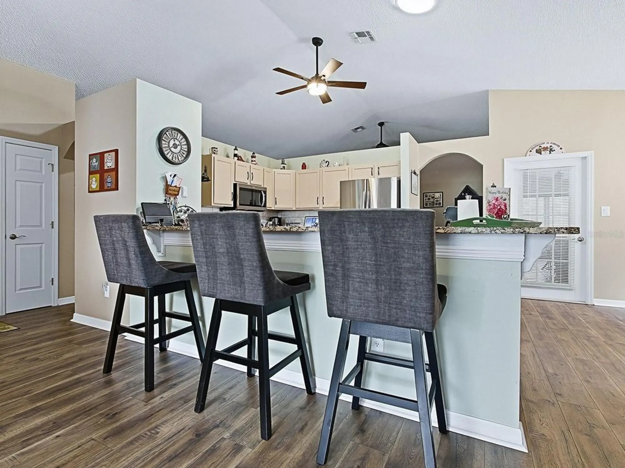 Property Slideshow image 16 of 65 | 4949 sawgrass lake cir, Leesburg, FL, 34748