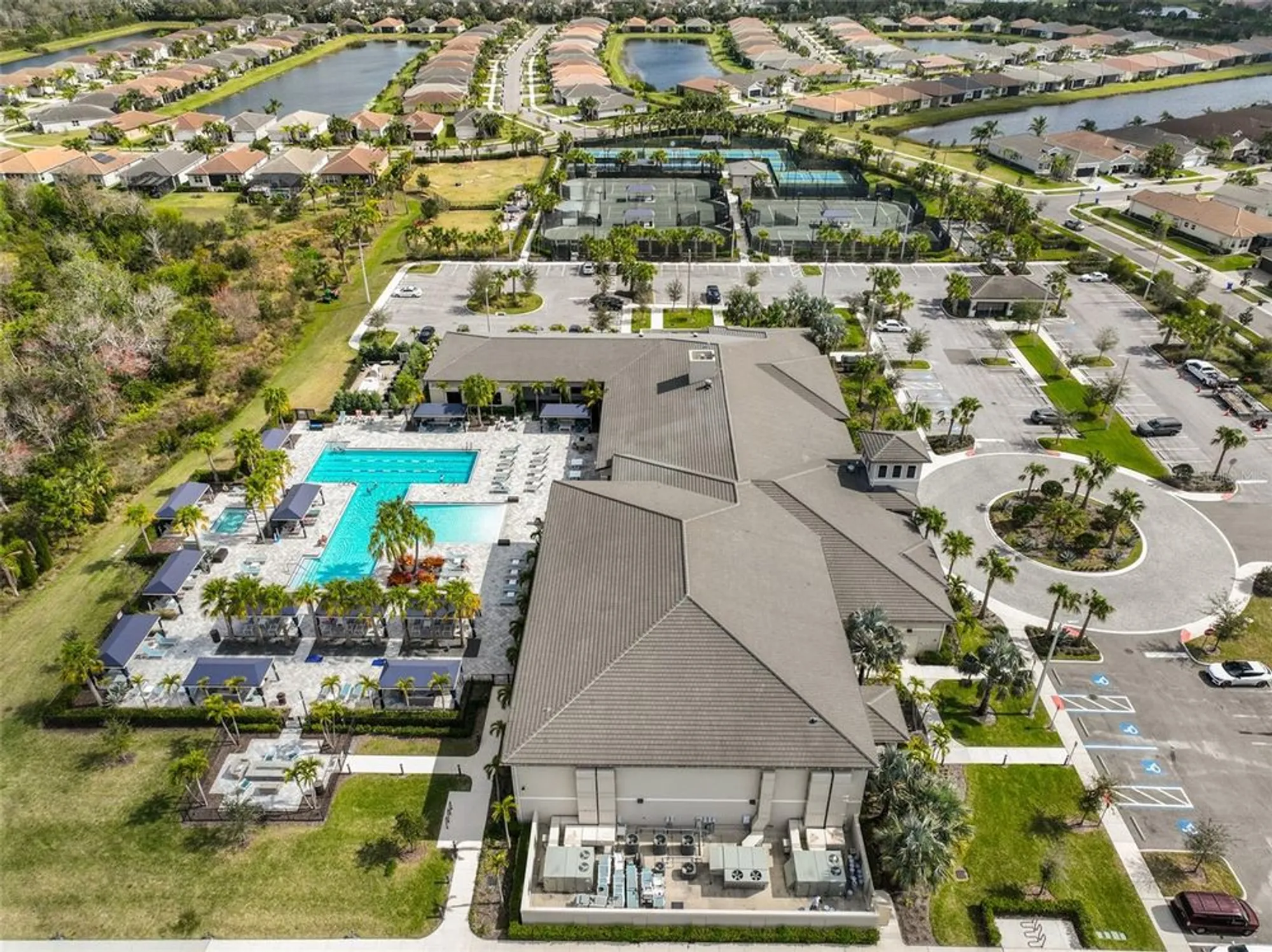 Property Slideshow image 40 of 44 | 15527 corona del mar dr, Wimauma, FL, 33598