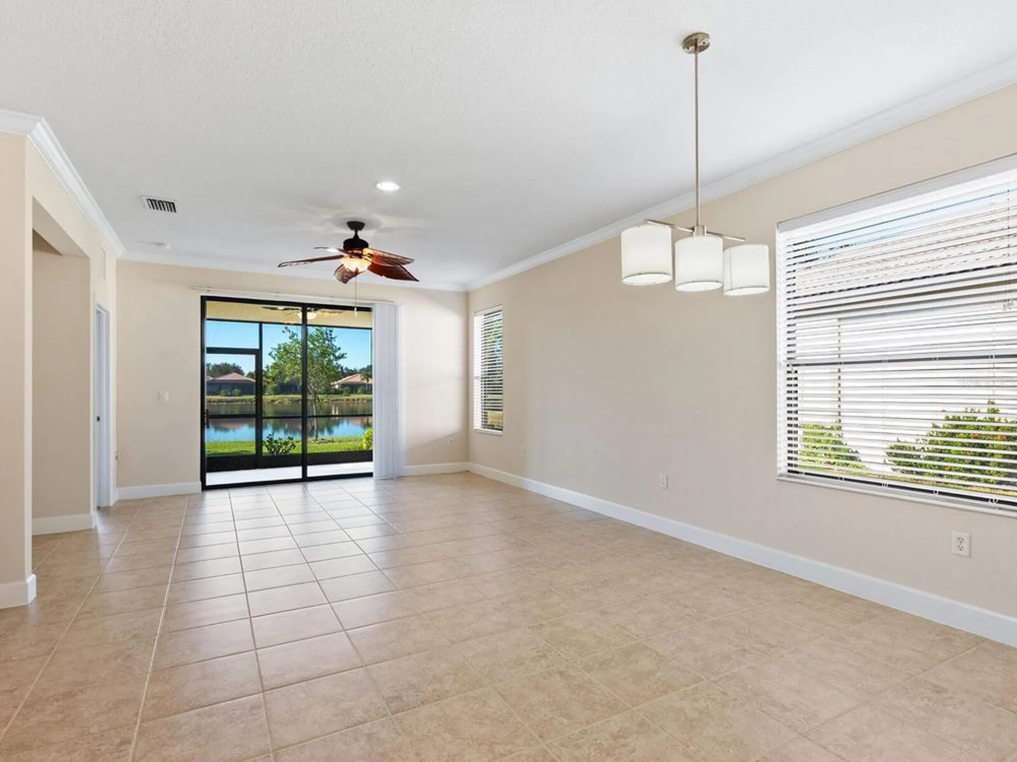 Property Slideshow image 4 of 43 | 11187 campazzo dr, Venice, FL, 34292