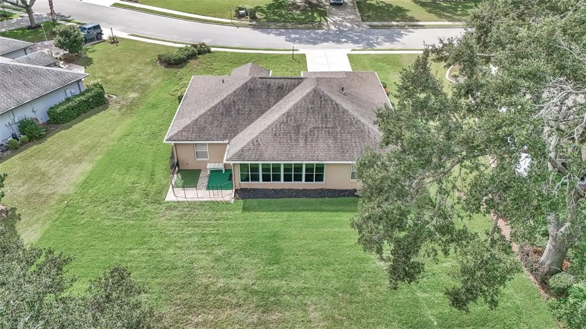 Property Slideshow image 31 of 43 | 5556 grove mnr, Lady Lake, FL, 32159