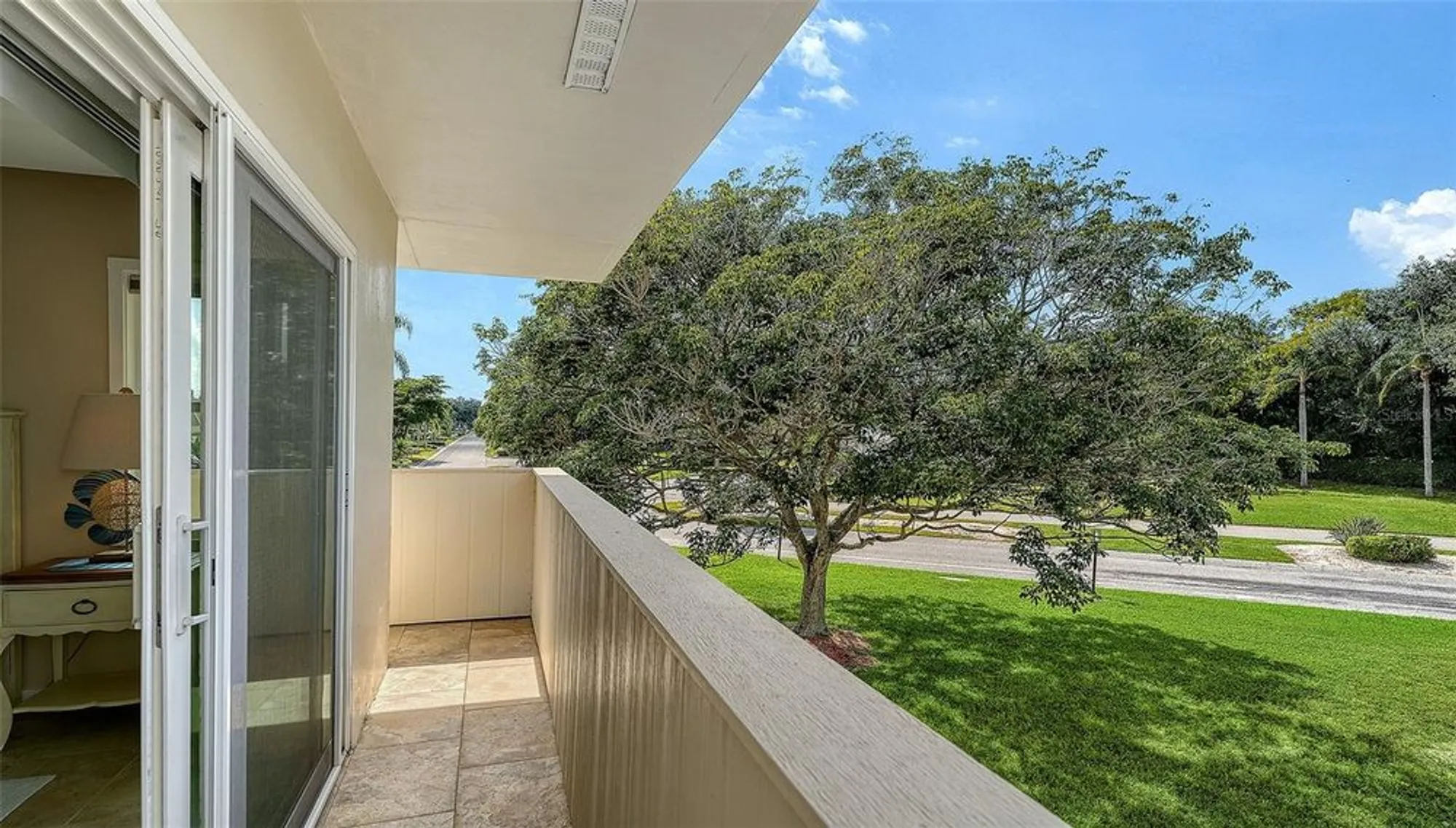 Property Slideshow image 22 of 48 | 7251 w country club dr 225, Sarasota, FL, 34243