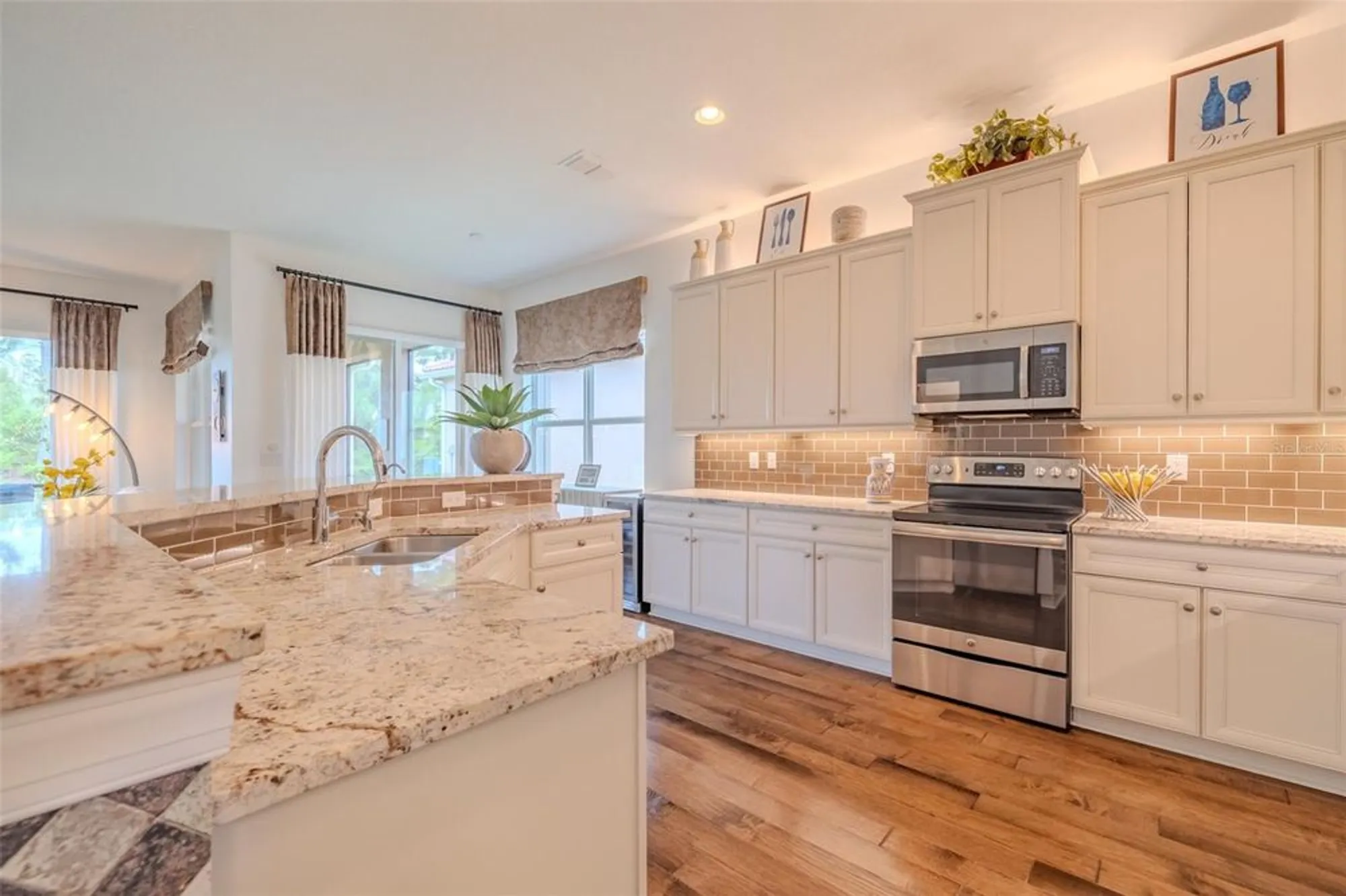 Property Slideshow image 17 of 92 | 4820 grand banks dr, Wimauma, FL, 33598