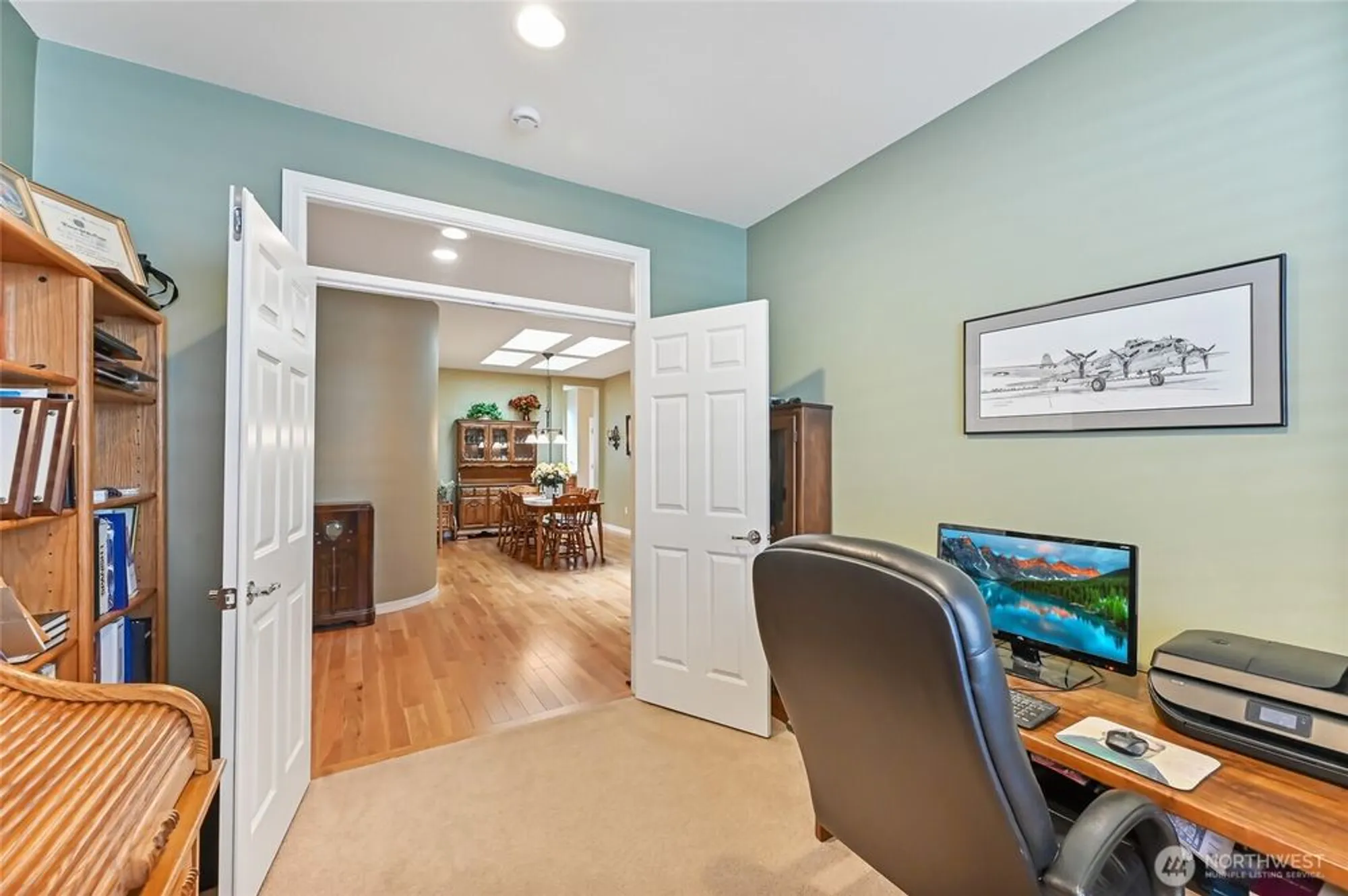 Property Slideshow image 6 of 32 | 13841 231st ln, Redmond, WA, 98053