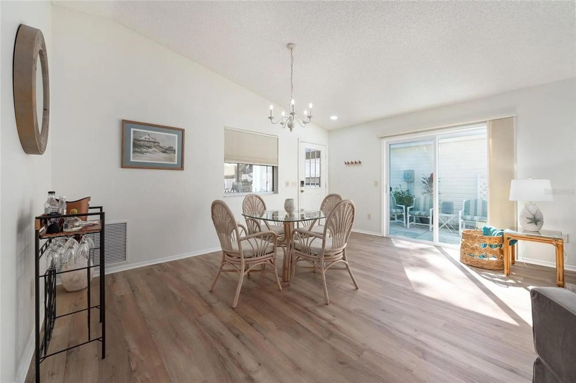 Property Slideshow image 10 of 34 | 16966 se 94th sunnybrook cir, The Villages, FL, 32162