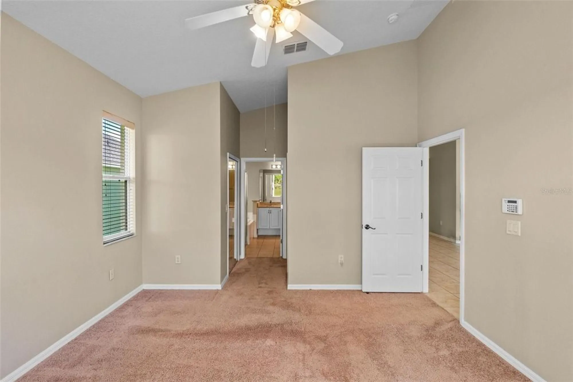 Property Slideshow image 22 of 63 | 890 summit greens blvd, Clermont, FL, 34711