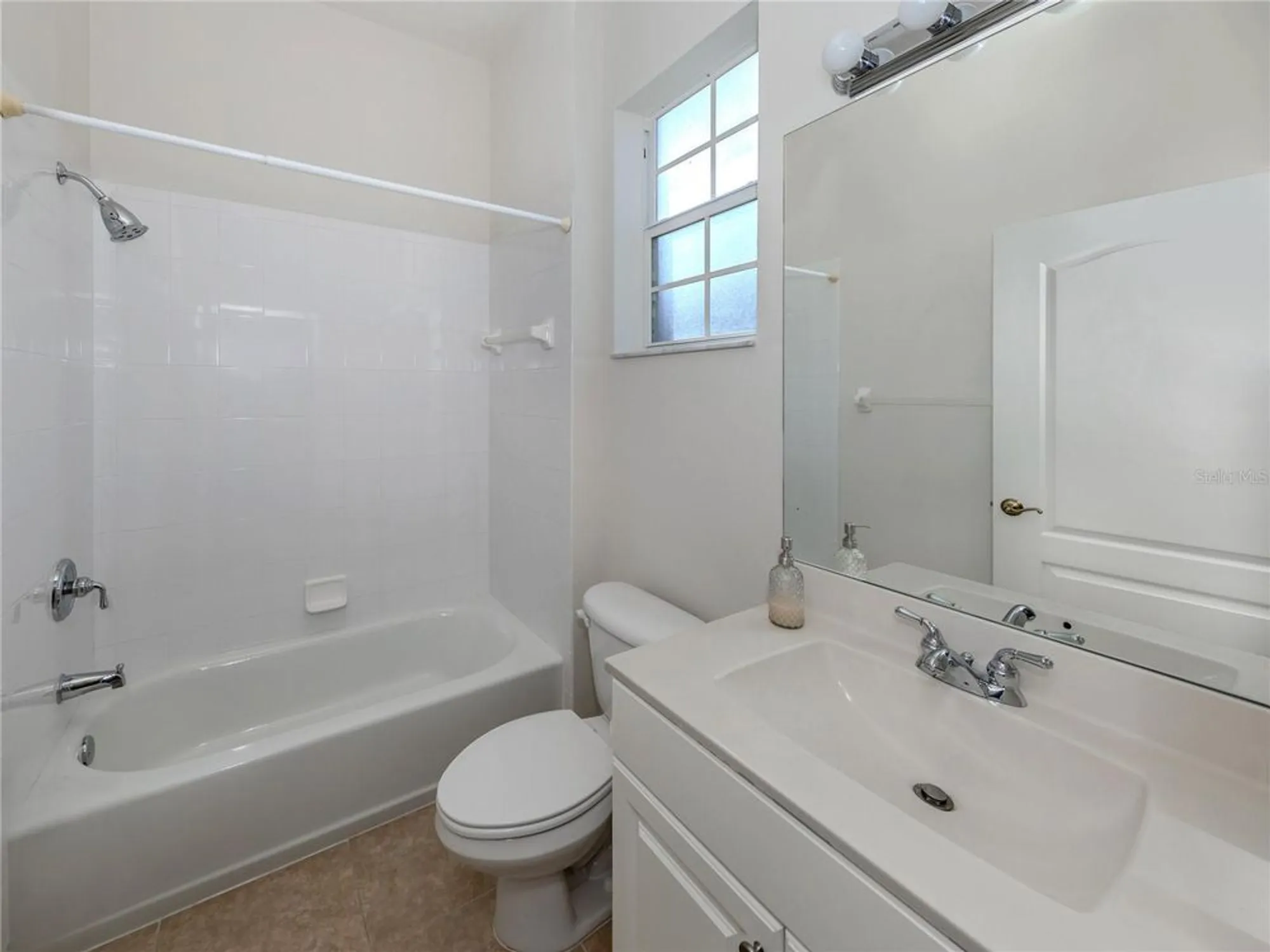 Property Slideshow image 29 of 33 | 1622 monarch dr # 1622, Venice, FL, 34293