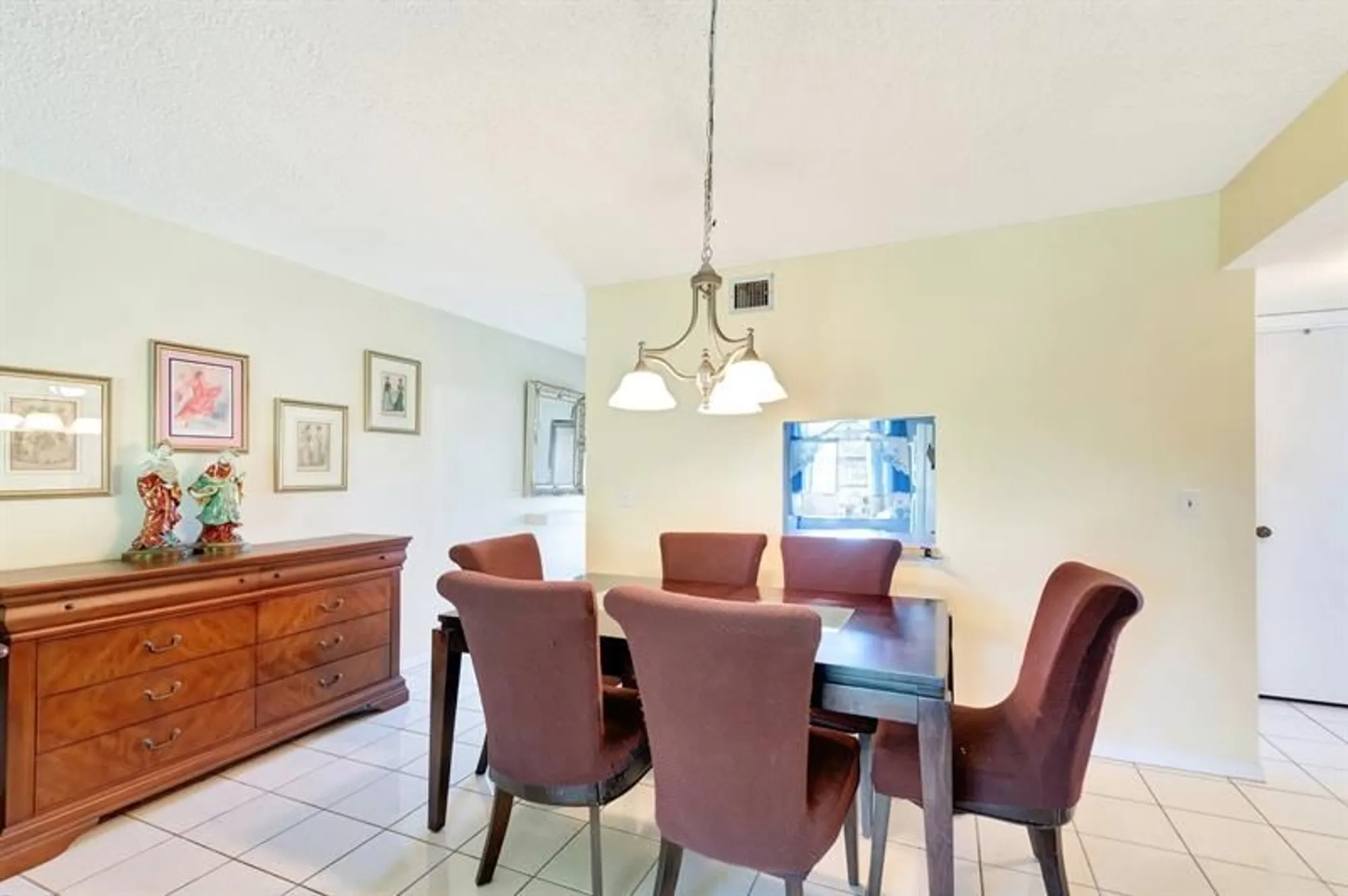 Property Slideshow image 9 of 67 | 100 lake meryl dr 201, West Palm Beach, FL, 33411