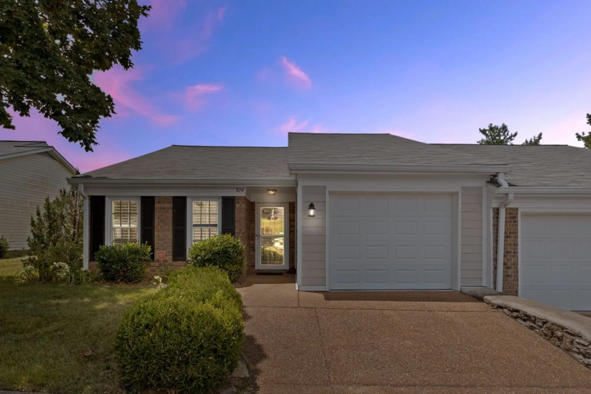 Property Slideshow image 3 of 33 | 814 marquette dr, Nashville, TN, 37205