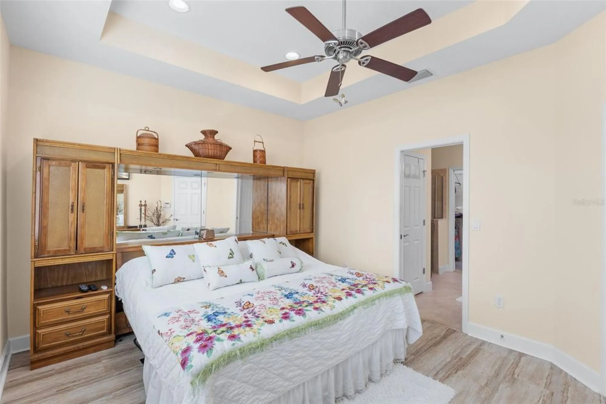 Property Slideshow image 28 of 66 | 2346 oakley green dr, Sun City Center, FL, 33573