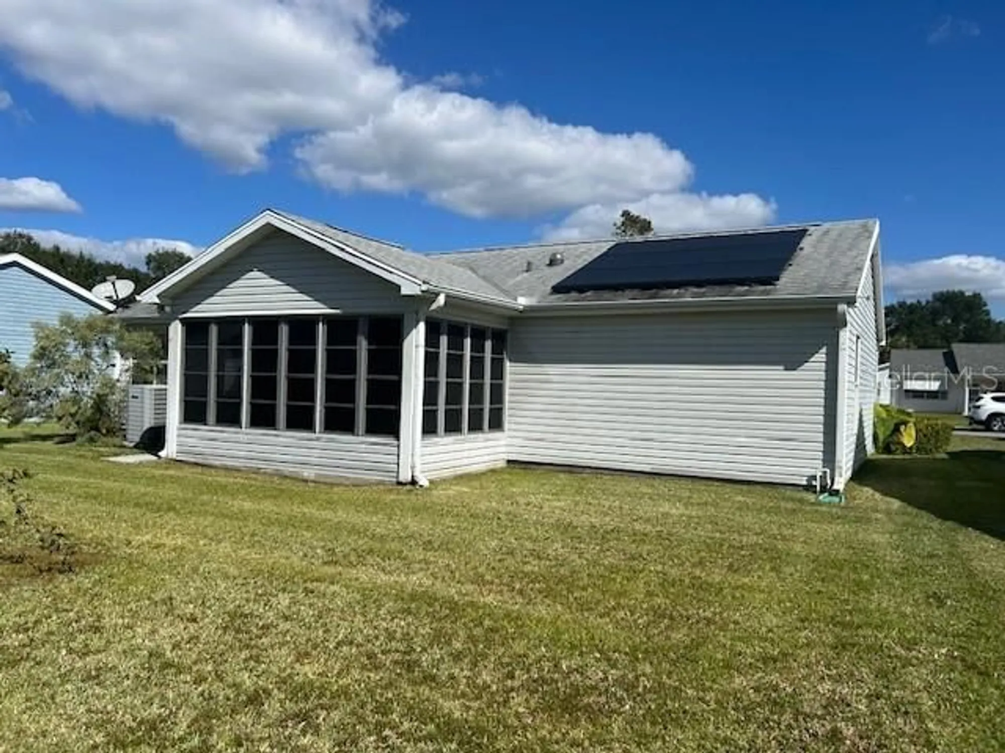 Property Slideshow image 36 of 41 | 528 valencia pl, Lady Lake, FL, 32159