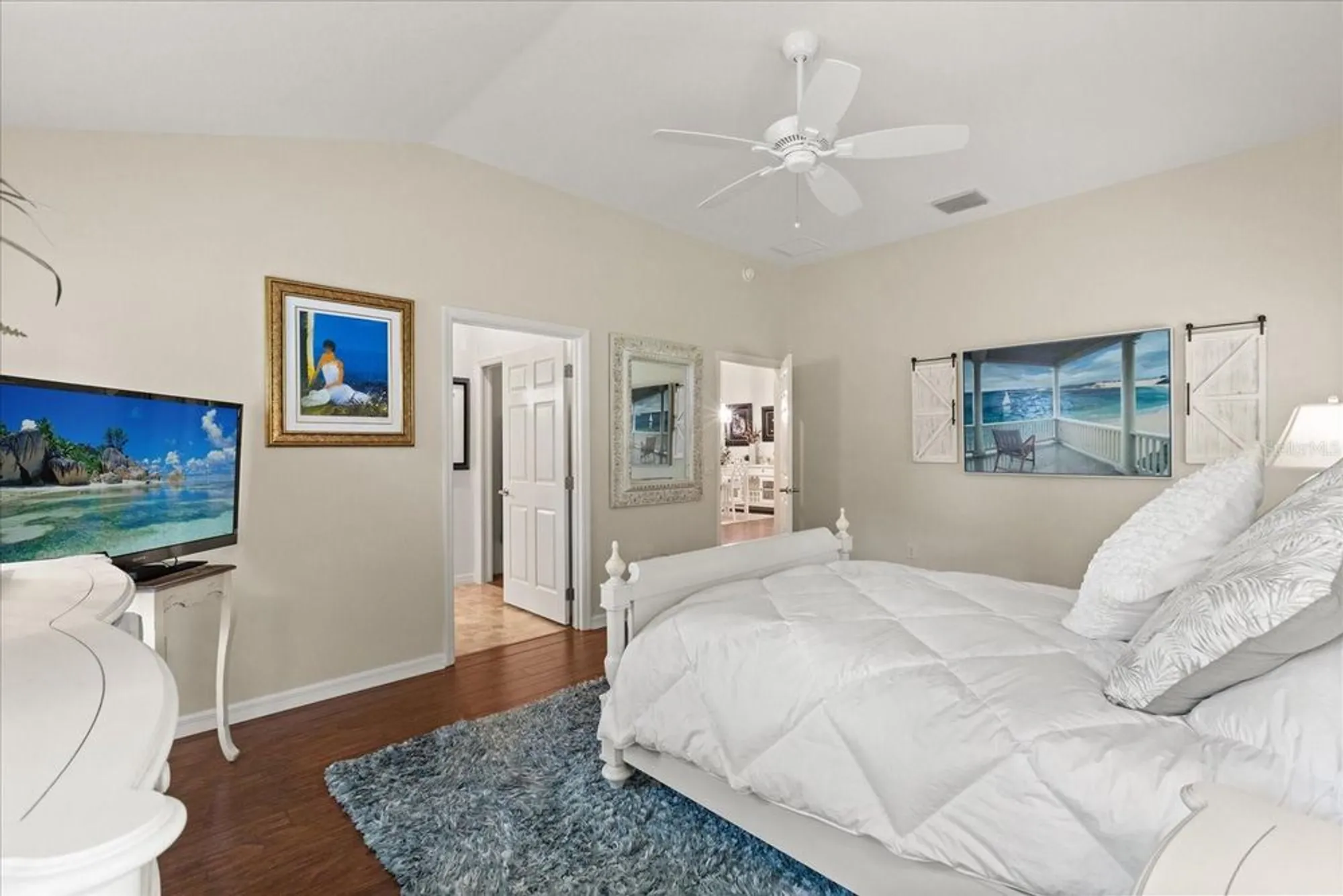 Property Slideshow image 23 of 38 | 10069 lake miona way, Oxford, FL, 34484