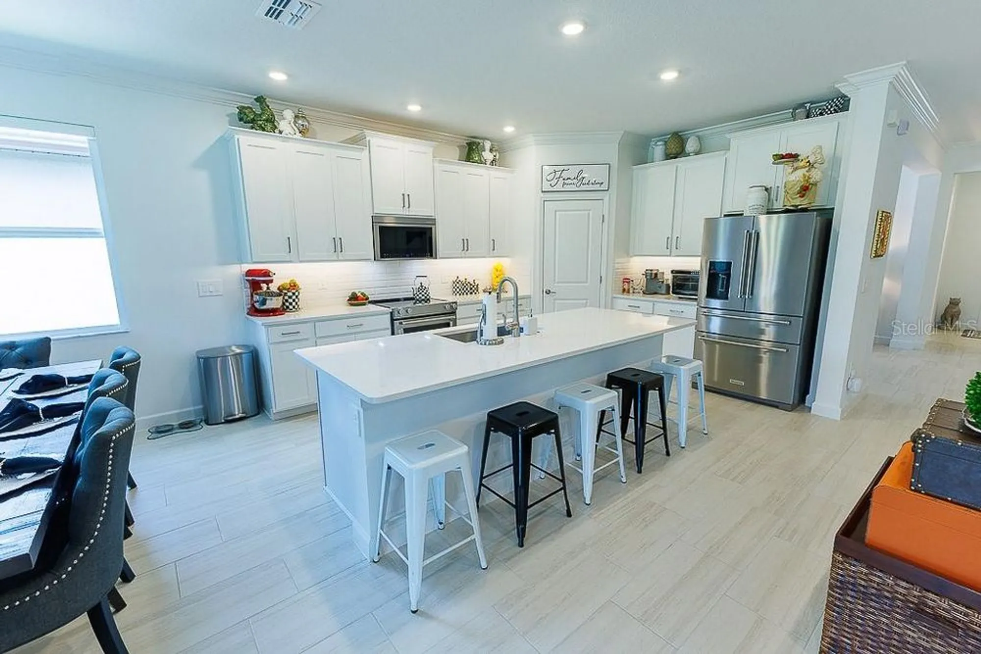 Property Slideshow image 13 of 77 | 10367 banyan breeze blvd, Land O Lakes, FL, 34638