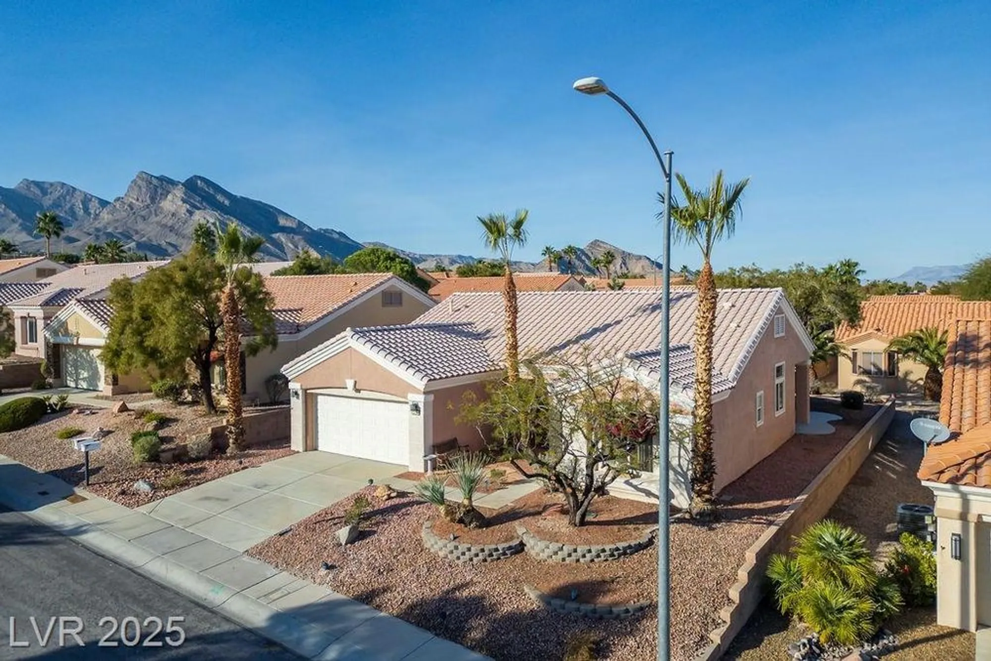 Property Slideshow image 21 of 82 | 10400 sawmill ave, Las Vegas, NV, 89134