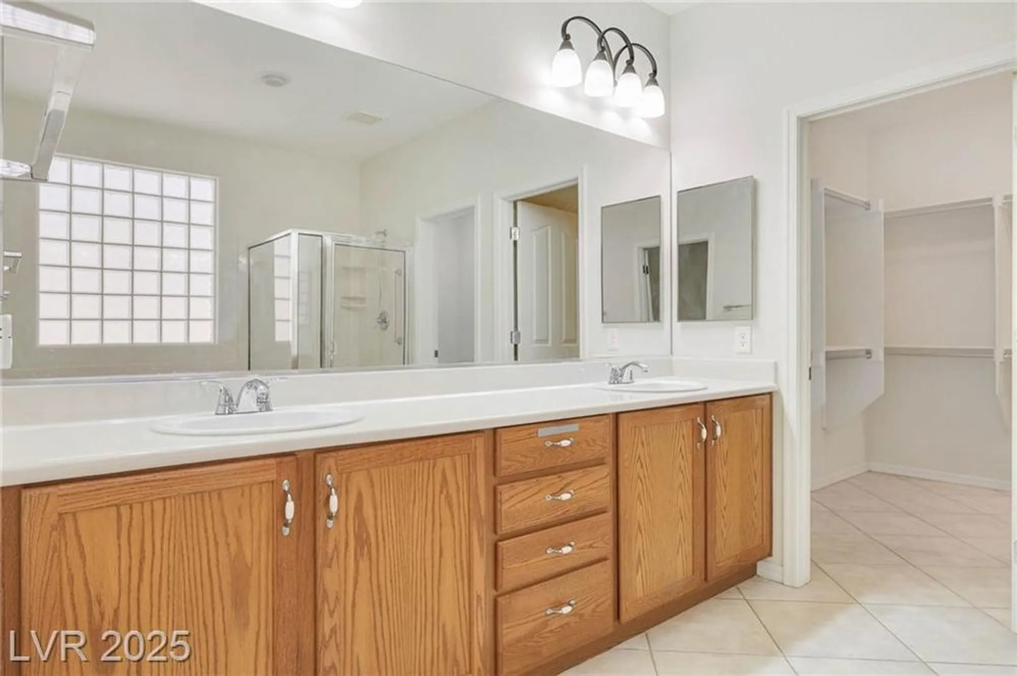 Property Slideshow image 14 of 31 | 2313 janesville ln, Henderson, NV, 89044