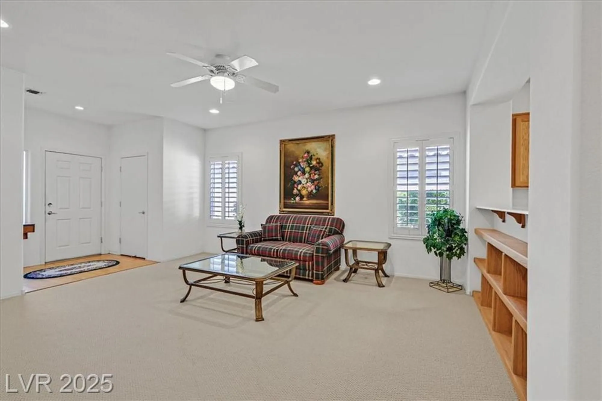 Property Slideshow image 5 of 37 | 2790 meadow park ave, Henderson, NV, 89052
