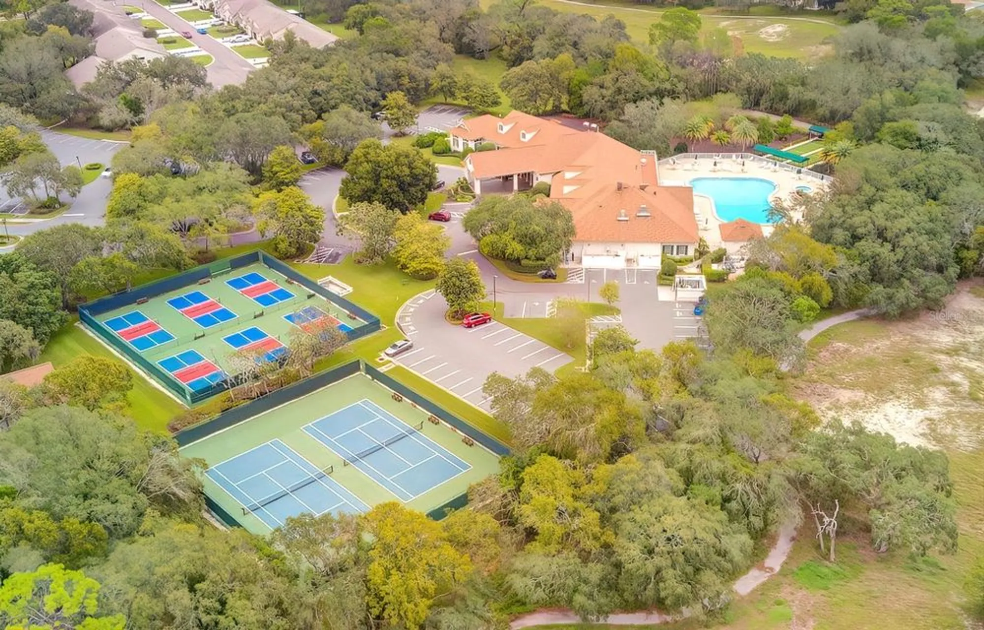 Property Slideshow image 37 of 54 | 488 fort mill ln, Spring Hill, FL, 34609