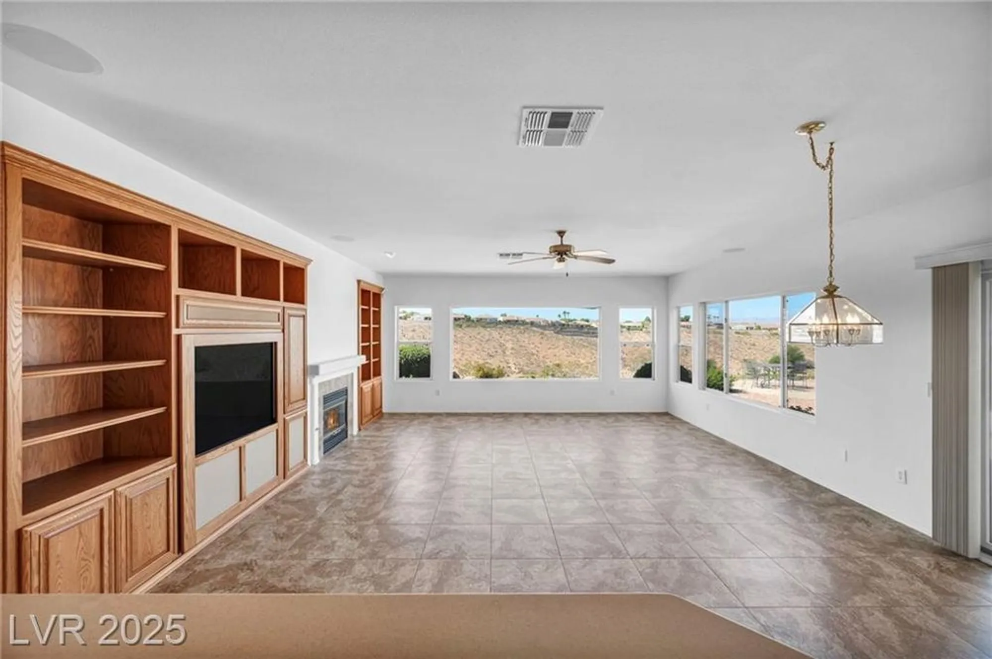Property Slideshow image 15 of 71 | 2567 evening sky dr, Henderson, NV, 89052