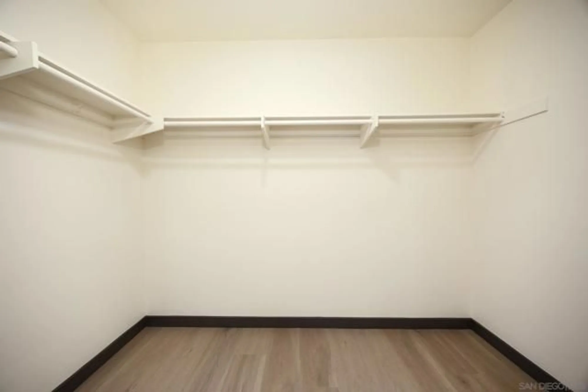 Property Slideshow image 19 of 56 | 17680 caminito balata, San Diego, CA, 92128