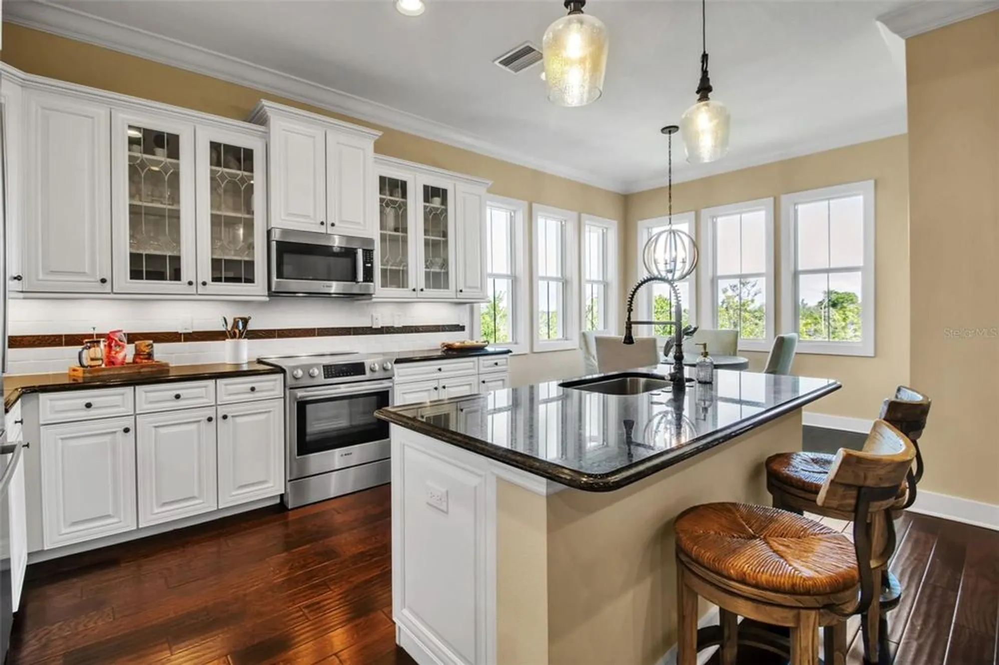 Property Slideshow image 41 of 99 | 321 sapphire lake dr 202, Bradenton, FL, 34209