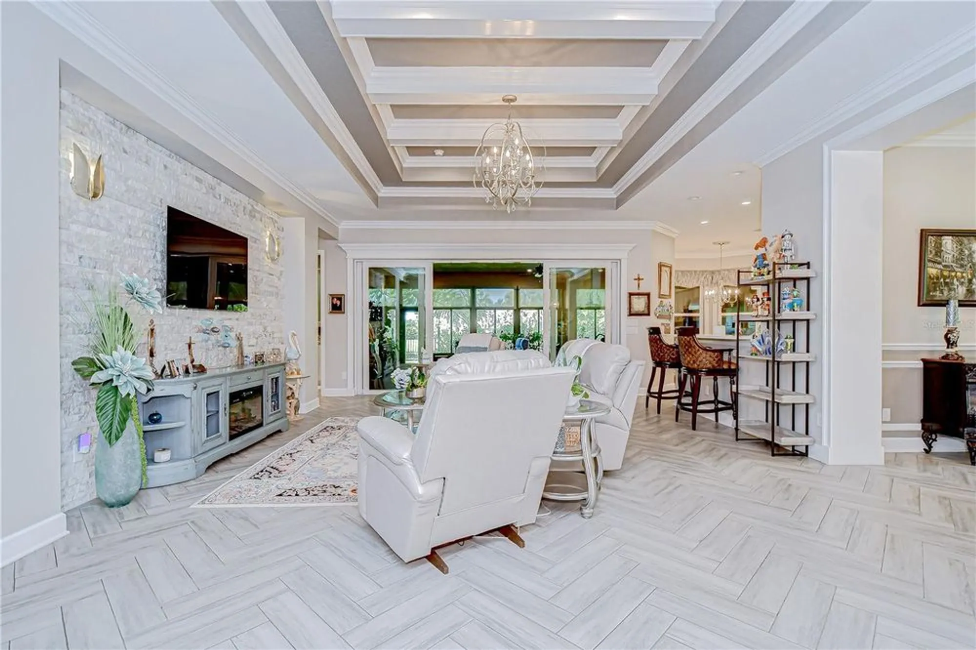 Property Slideshow image 9 of 52 | 15303 valencia del sol st, Wimauma, FL, 33598