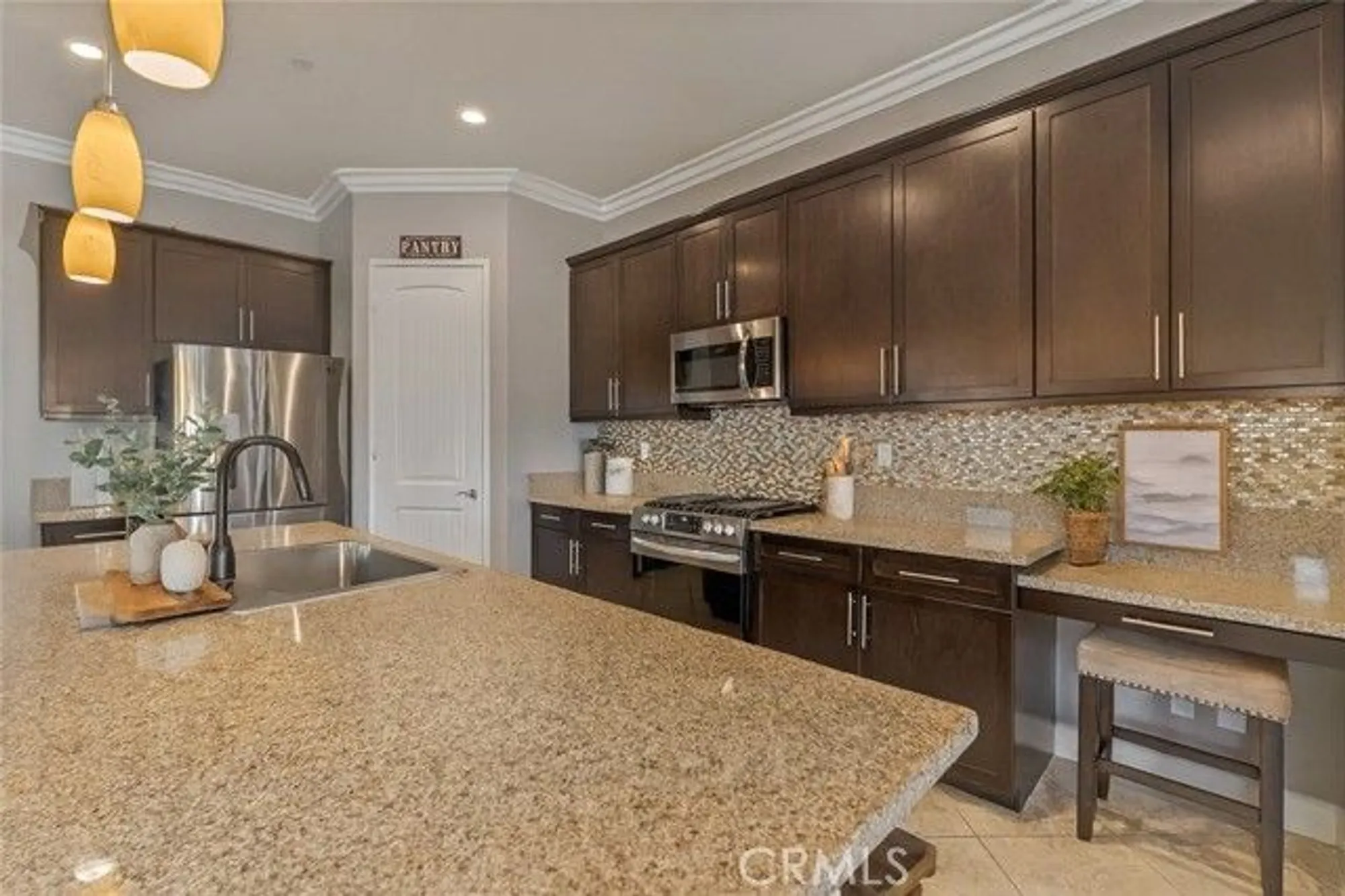 Property Slideshow image 16 of 49 | 18861 latigo st, Apple Valley, CA, 92308