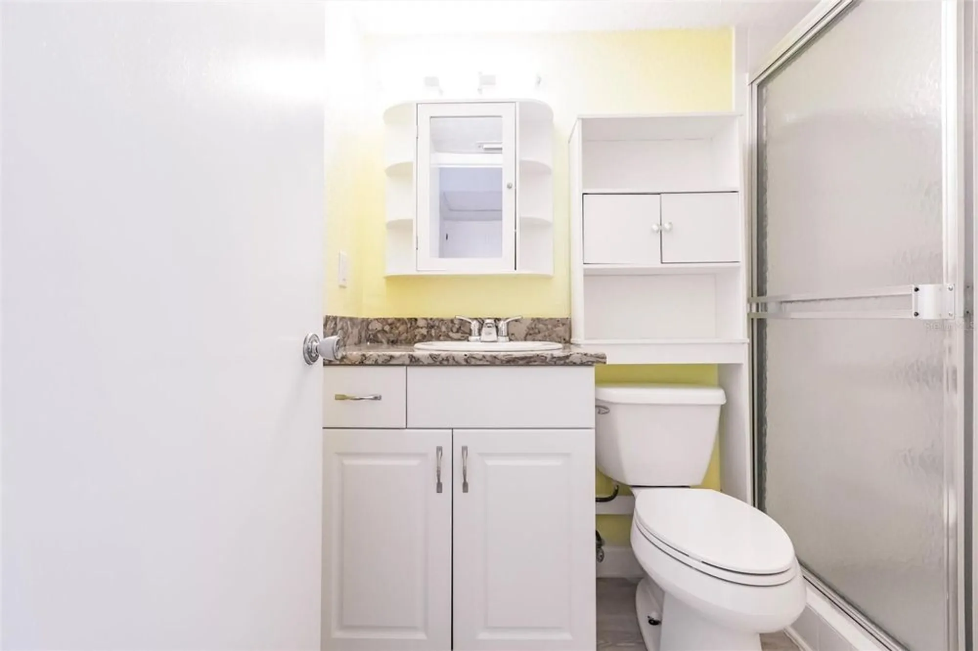 Property Slideshow image 17 of 64 | 3635 lake bayshore dr j-410, Bradenton, FL, 34205