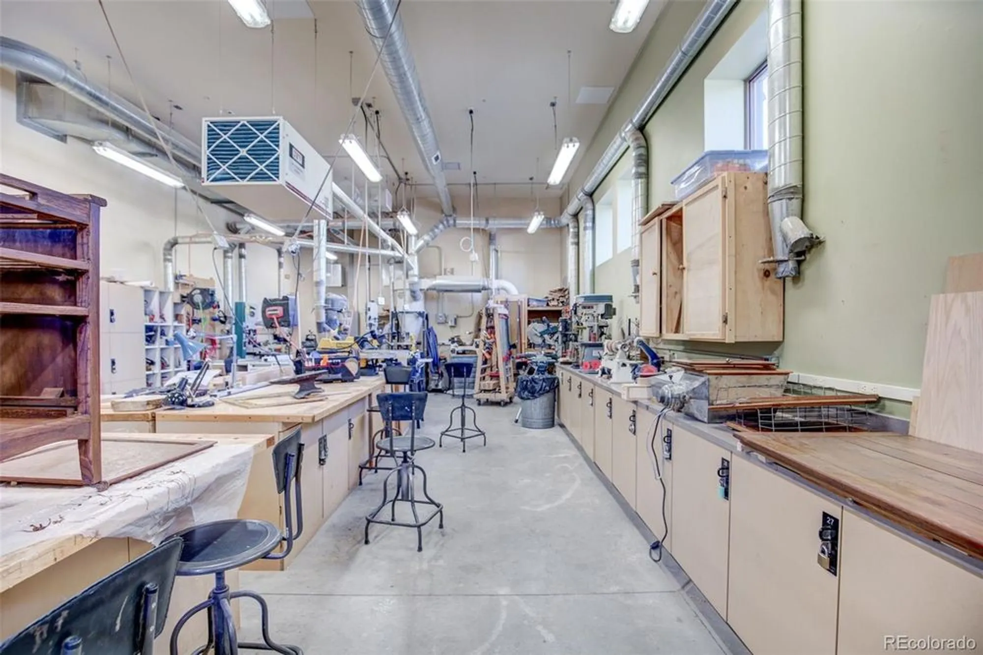 Property Slideshow image 23 of 31 | 3144 s wheeling way apt 301, Aurora, CO, 80014