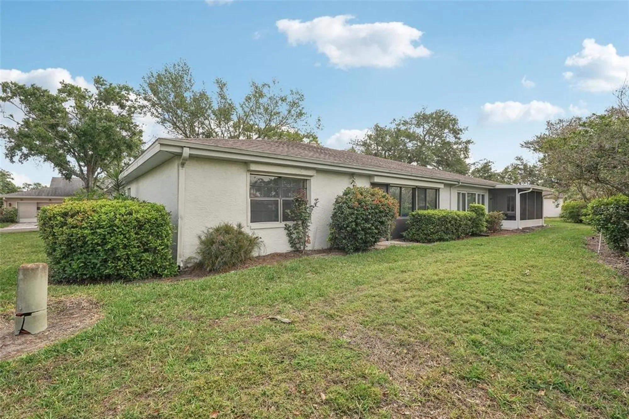 Property Slideshow image 27 of 57 | 2529 lancaster dr, Sun City Center, FL, 33573