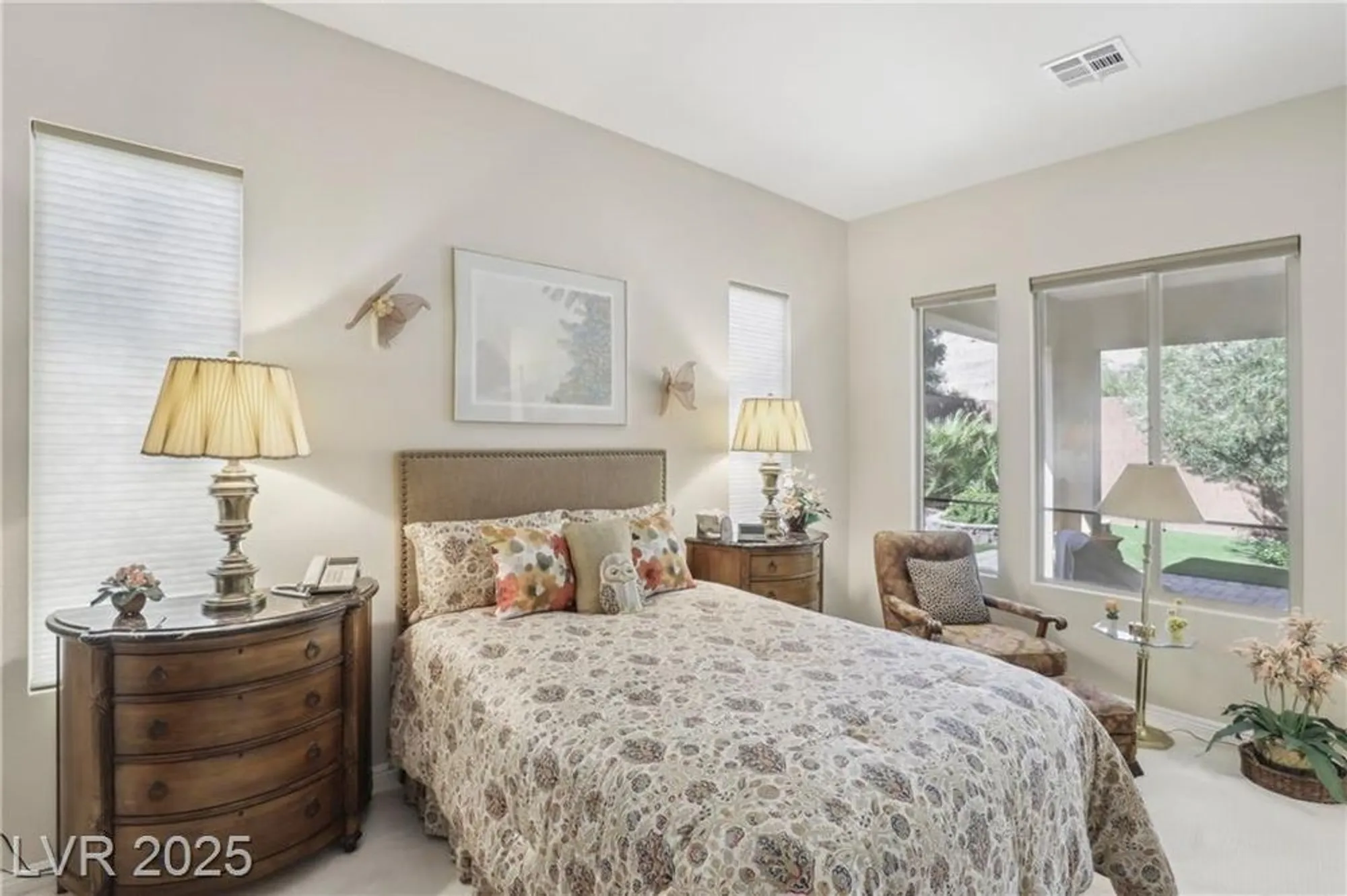 Property Slideshow image 31 of 87 | 10057 regency canyon way, Las Vegas, NV, 89148