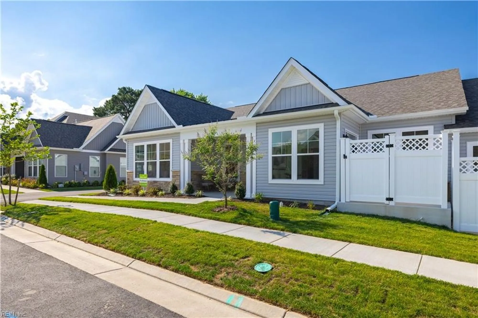 Property Slideshow image 36 of 47 | 206 oxford ave # 47-2, Smithfield, VA, 23430