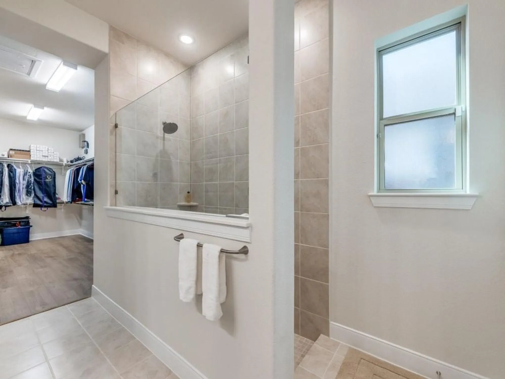 Property Slideshow image 13 of 25 | 4805 blackhawk green ct, Arlington, TX, 76005