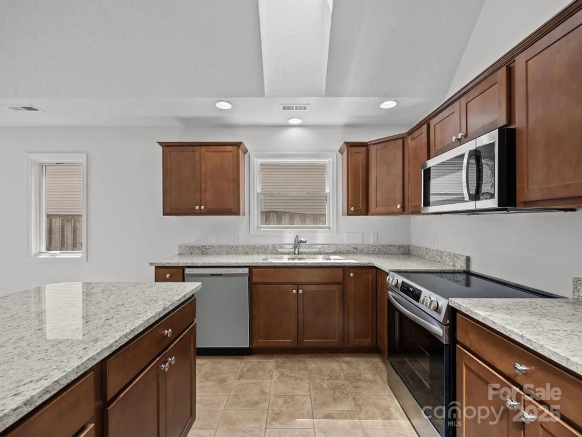 Property Slideshow image 11 of 46 | 34 beekeeper trl, Swannanoa, NC, 28778