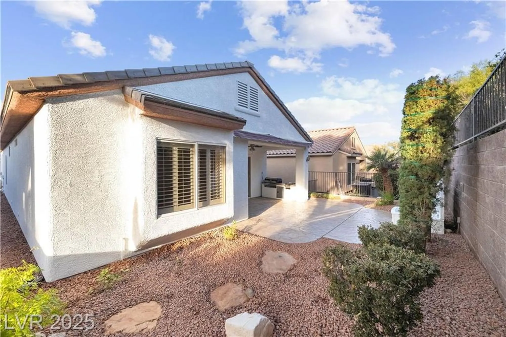 Property Slideshow image 30 of 52 | 2810 meadow park ave, Henderson, NV, 89052