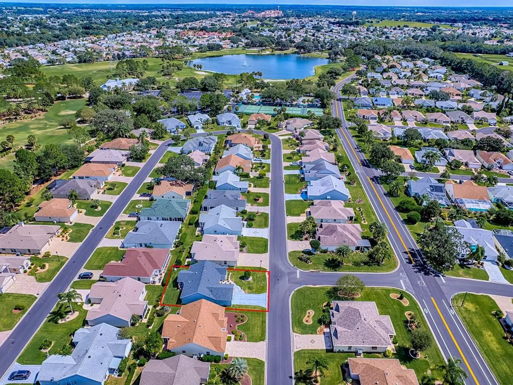 Property Slideshow image 41 of 42 | 2412 merida cir, The Villages, FL, 32162