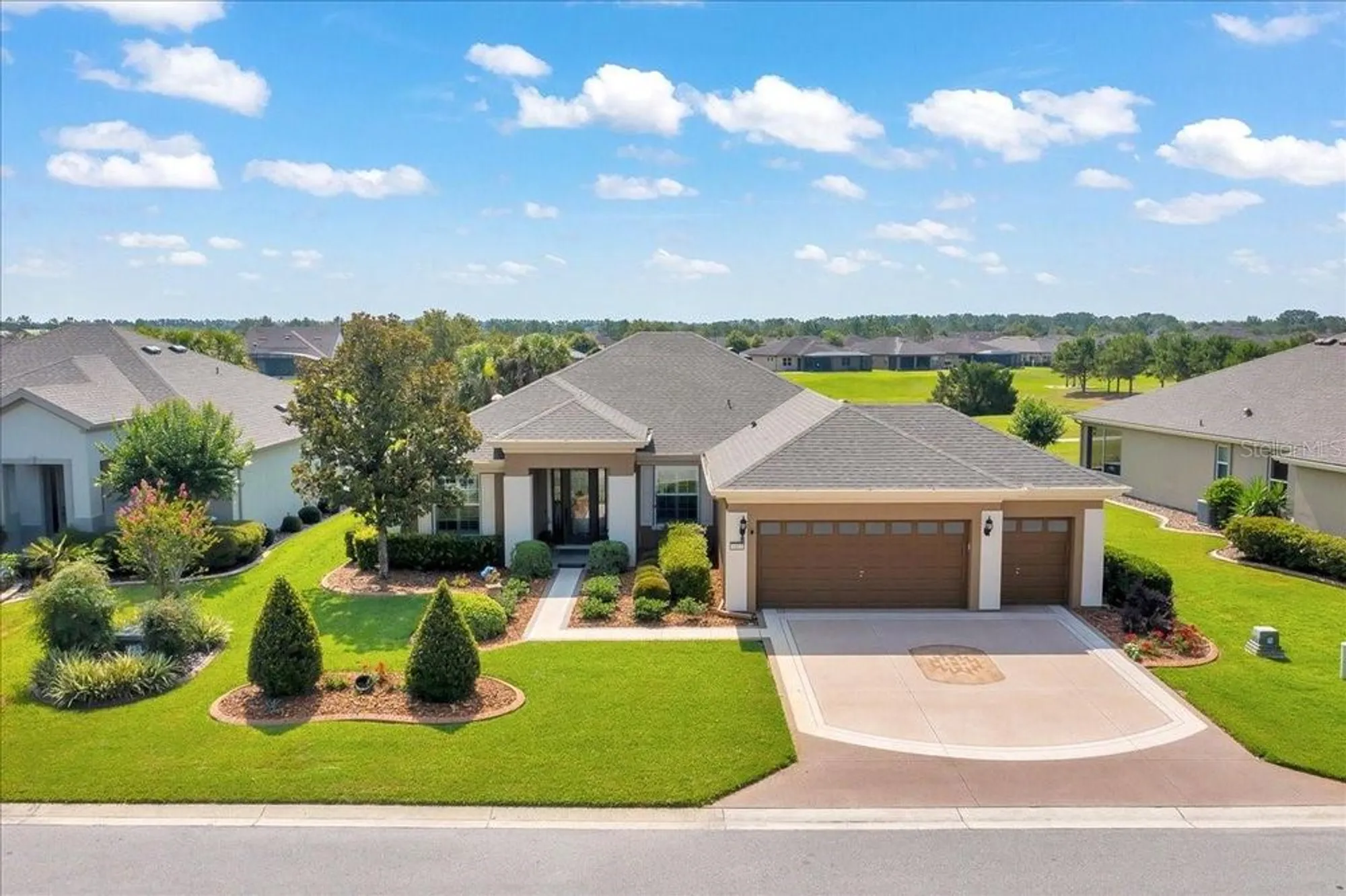 Property Slideshow image 2 of 50 | 6683 sw 97th terrace rd, Ocala, FL, 34481