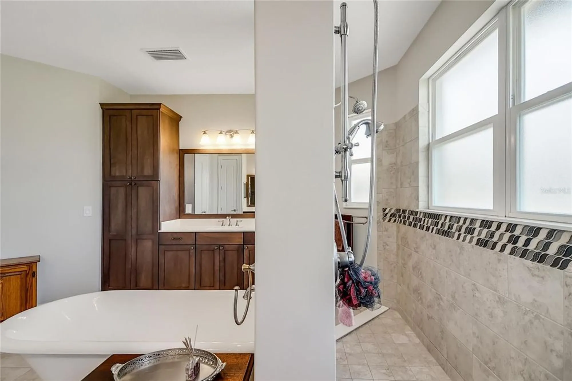 Property Slideshow image 20 of 88 | 6008 apex way, Lady Lake, FL, 32159