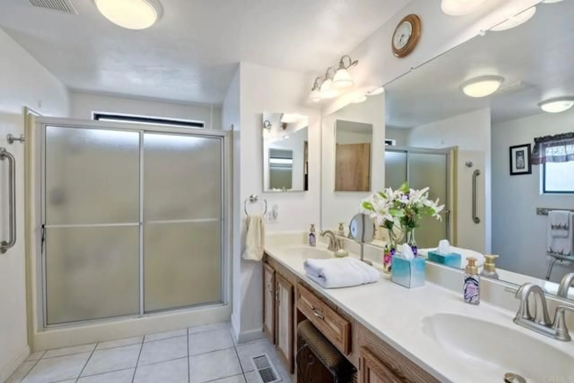 Property Slideshow image 18 of 36 | 1477 salem ct, Oceanside, CA, 92057