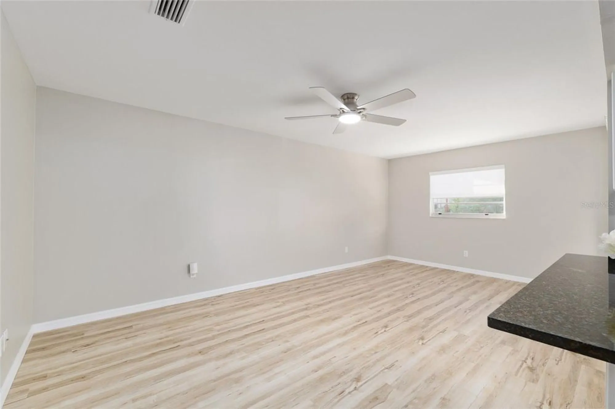 Property Slideshow image 17 of 43 | 8681 sw 93rd pl b, Ocala, FL, 34481