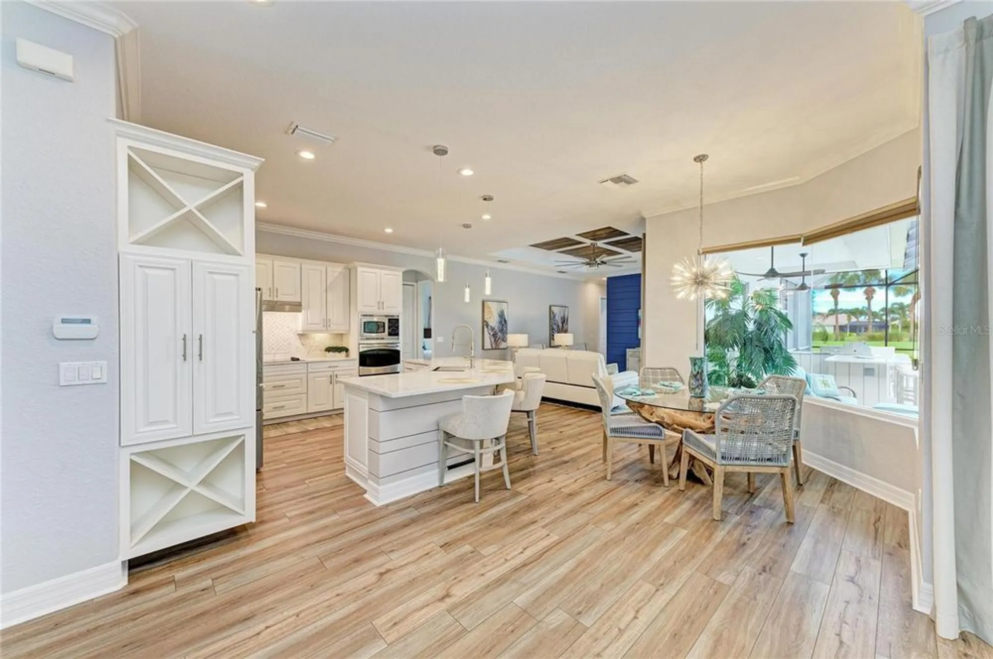 Property Slideshow image 18 of 93 | 8201 heritage grand pl, Bradenton, FL, 34212