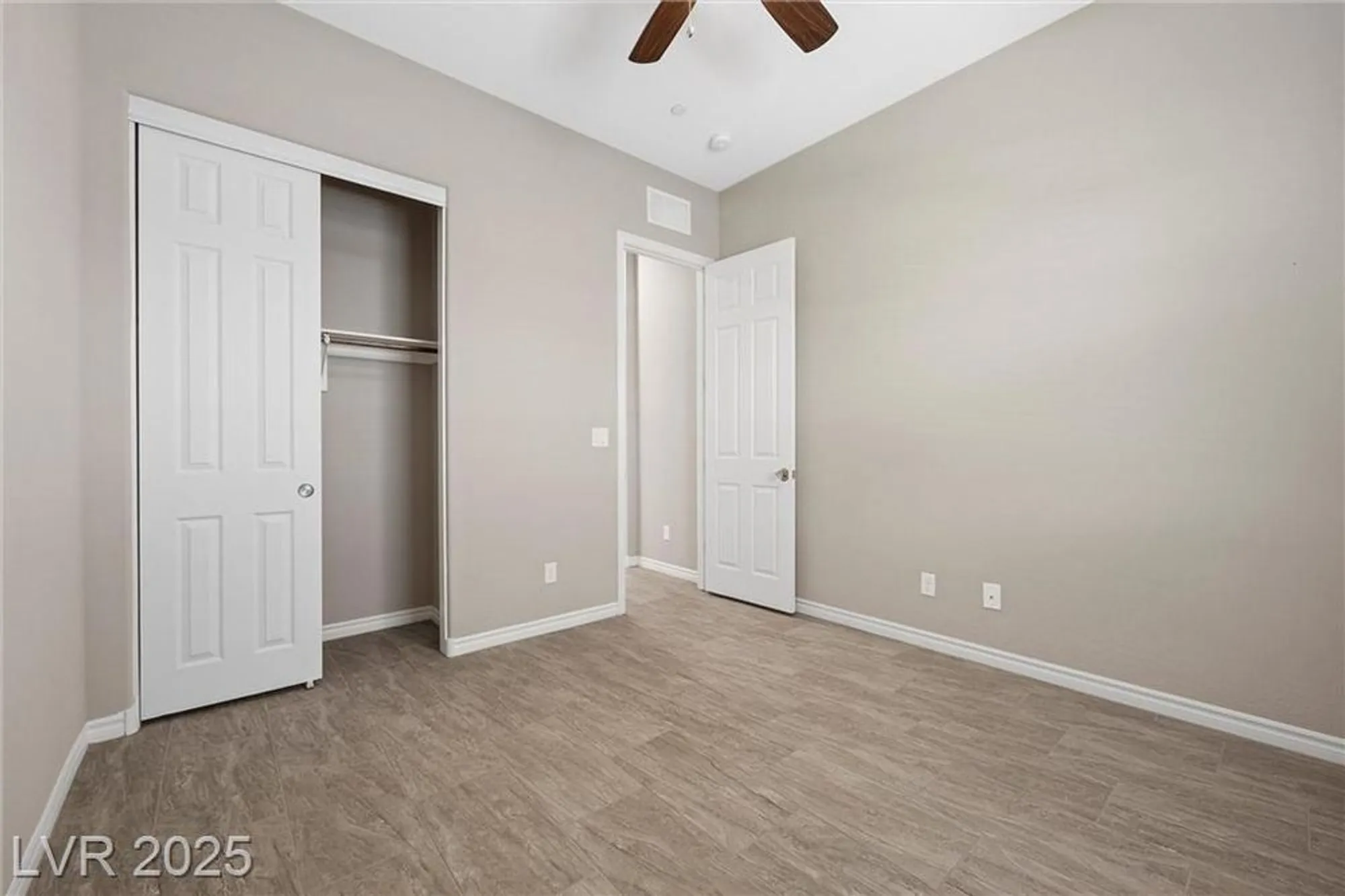 Property Slideshow image 30 of 70 | 732 rosewater dr, Henderson, NV, 89011