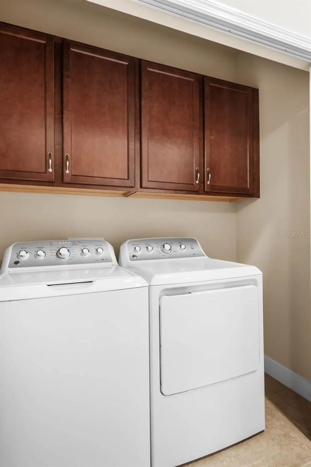 Property Slideshow image 24 of 60 | 809 chipper dr, Sun City Center, FL, 33573